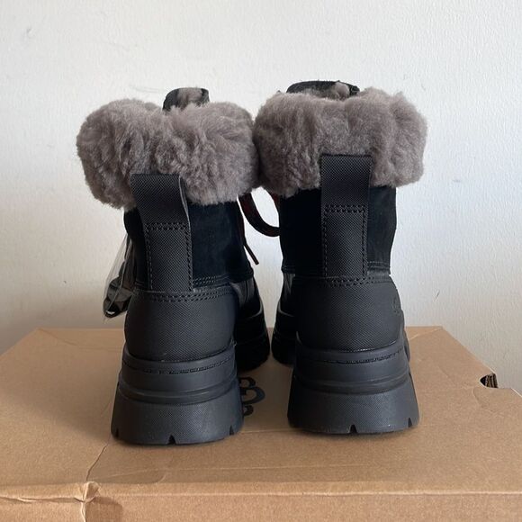 UGG Ashton Addie Boots Black US Women Size 8.5/UK 6.5/EU 39.5 - Picture 8 of 14